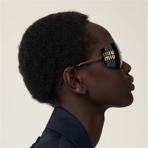 viral miu miu sunglasses|miu miu runway sunglasses.